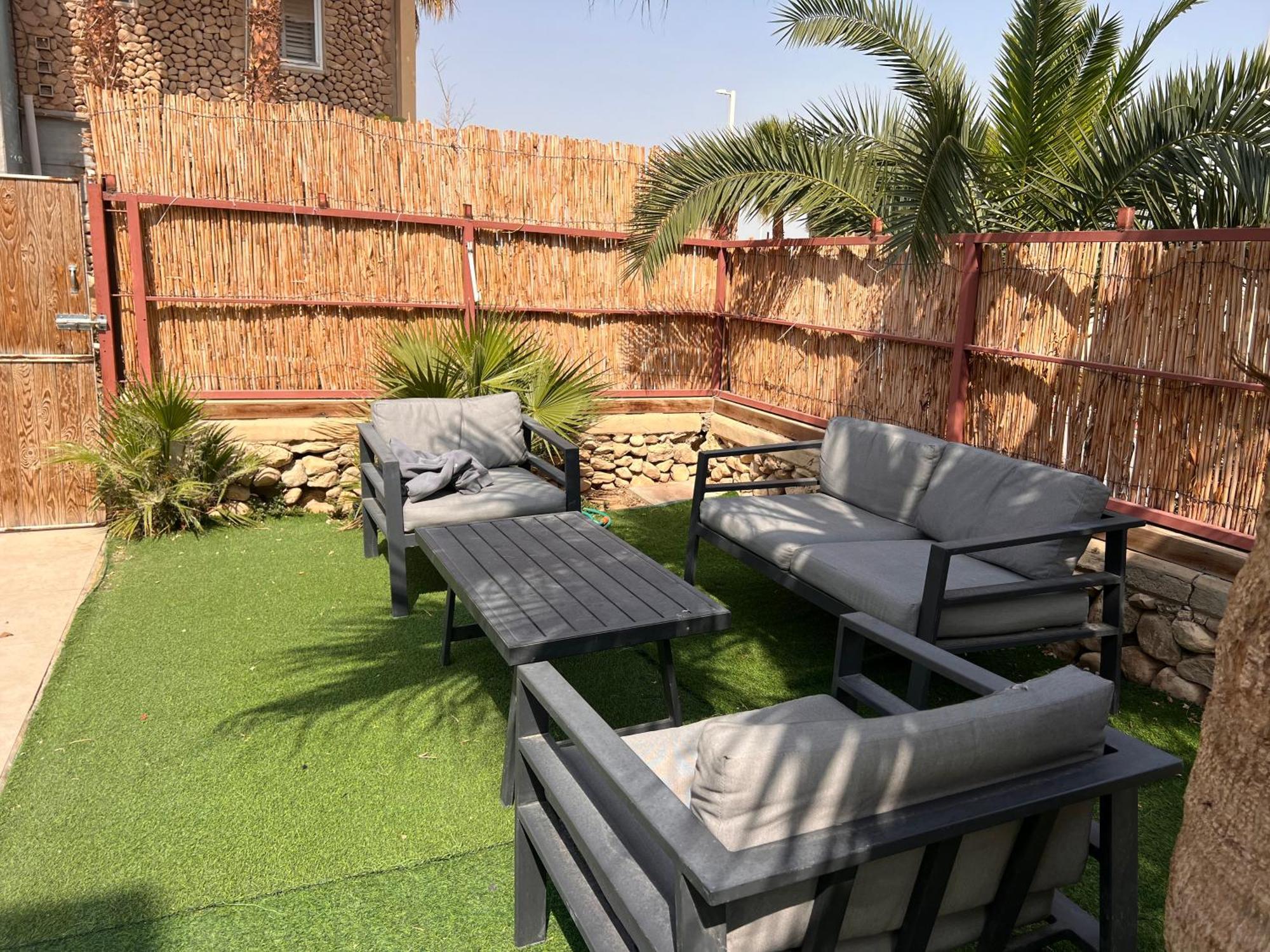 Kingdom Of The Dead Sea Crown Group Collection Apartment Neve Zohar Luaran gambar